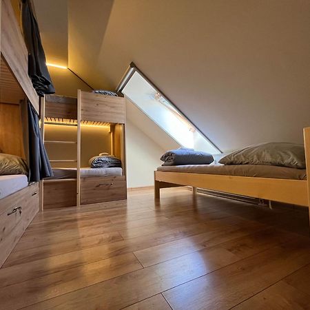 Sherpa'S Hostel High Tatras Štrbské Pleso Esterno foto